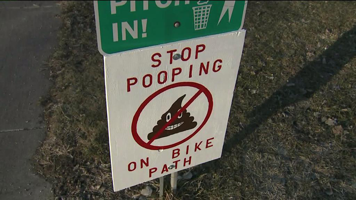 Stop Pooping Sign